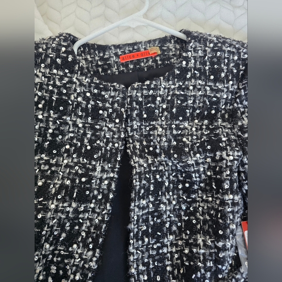 NWT Alice + Olive Black and White Tweed Peals Sequin Jacket Size S - Picture 4 of 10